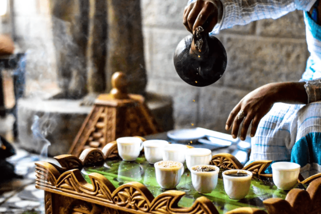 Гадание на чайной и кофейной гуще, подготовка и значение символов