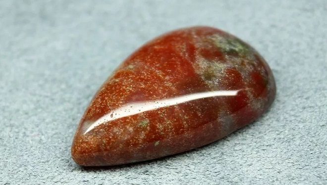Свойства камня гелиотроп: магические, лечебные, кому подходит