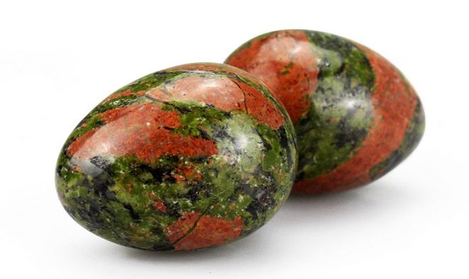 Свойства камня унакит: магческие и лечебные, как носить и ухаживать